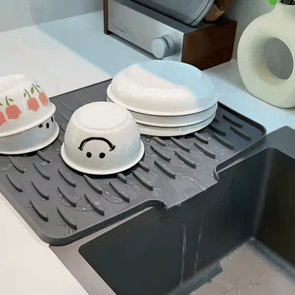 Heavy-Duty 3-in-1 Silicone Mat: Drainer, Trivet & Chopping Cushion(✨2026 New Upgrade)