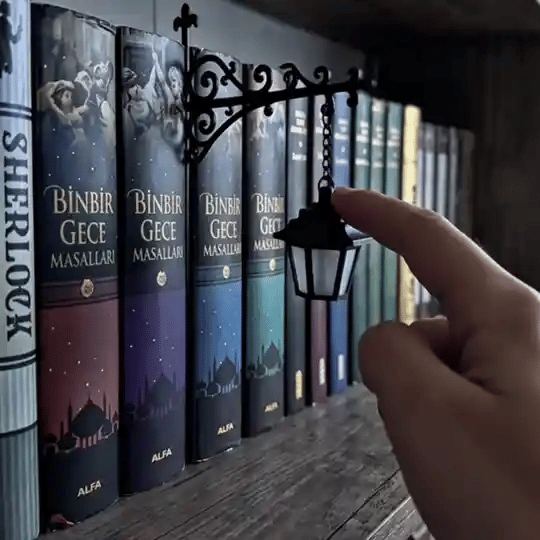 Miniature Retro Streetlight Bookend Light