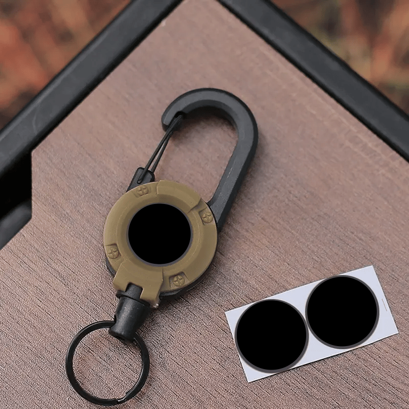 MAVONIQUECOSH®🔑Retractable Carabiner Keychain – 65cm steel lanyard, 100,000 pull cycles. Lightweight & sturdy.
