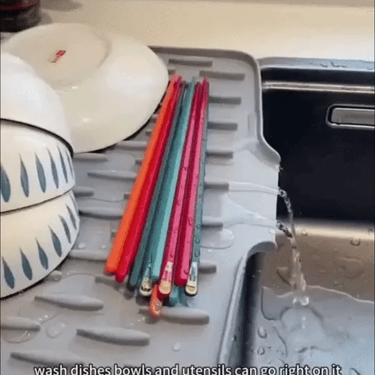 Heavy-Duty 3-in-1 Silicone Mat: Drainer, Trivet & Chopping Cushion(✨2026 New Upgrade)