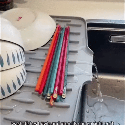Heavy-Duty 3-in-1 Silicone Mat: Drainer, Trivet & Chopping Cushion(✨2026 New Upgrade)