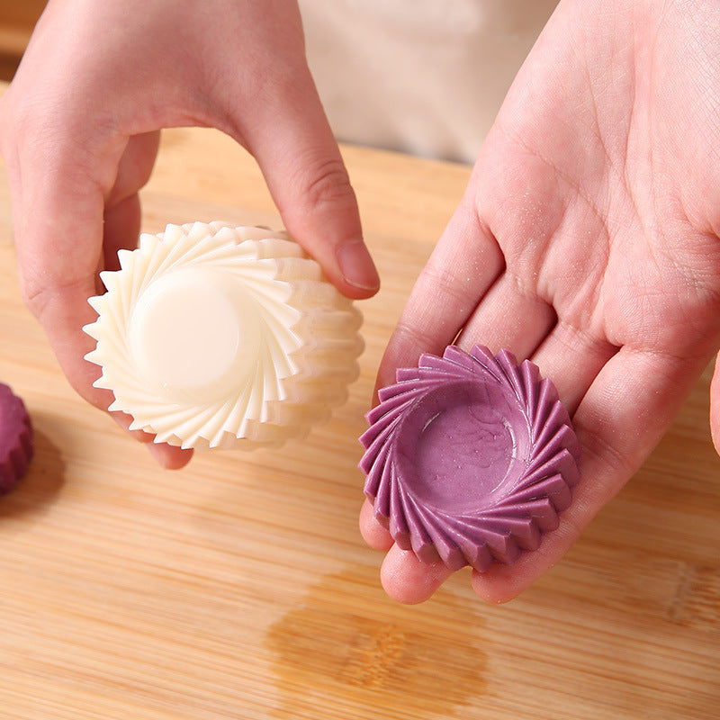 🥧 Creative Double-Ended Pastry Tamper Mold